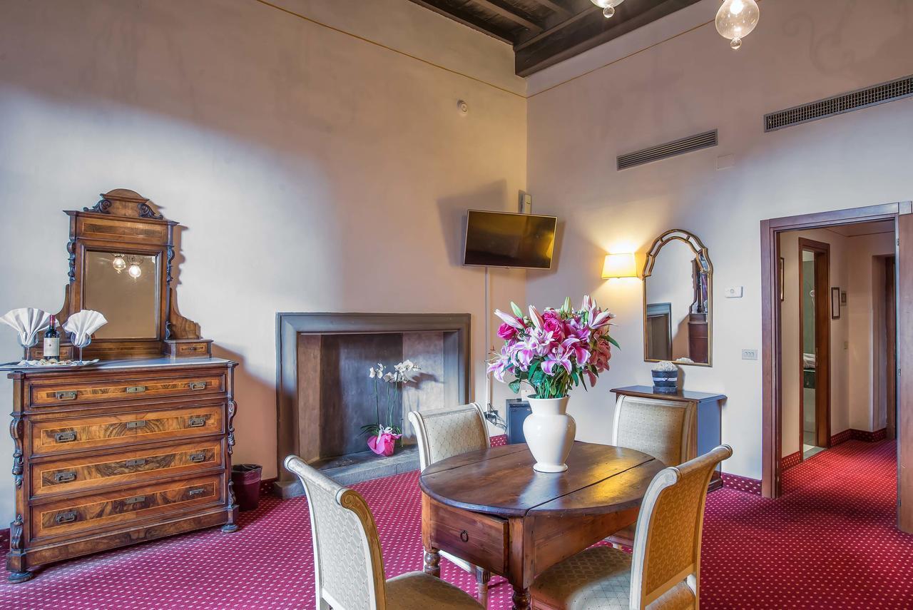 Paris Hotel Florencia