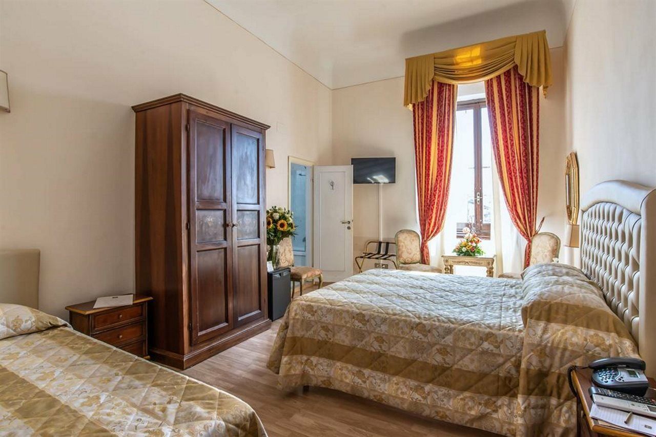 Paris Hotel Florencia
